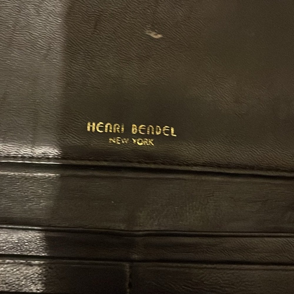 Henri Bendel supple soft Leather Black Studded Wallet Rare Vintage - Picture 3 of 5